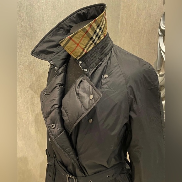 Burberry Down-Filled Cropped Trench coat - Picture 2 of 11